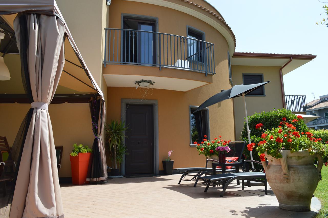 La Reggia Dell'Etna Villa Zafferana Etnea Exterior photo